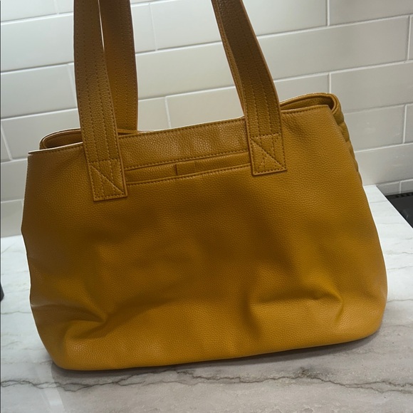 Lug Tempo Vegan Leather Bag - Picture 4 of 8